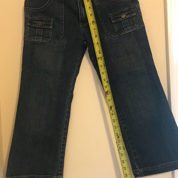 Clash Capris - Picture 5 of 5